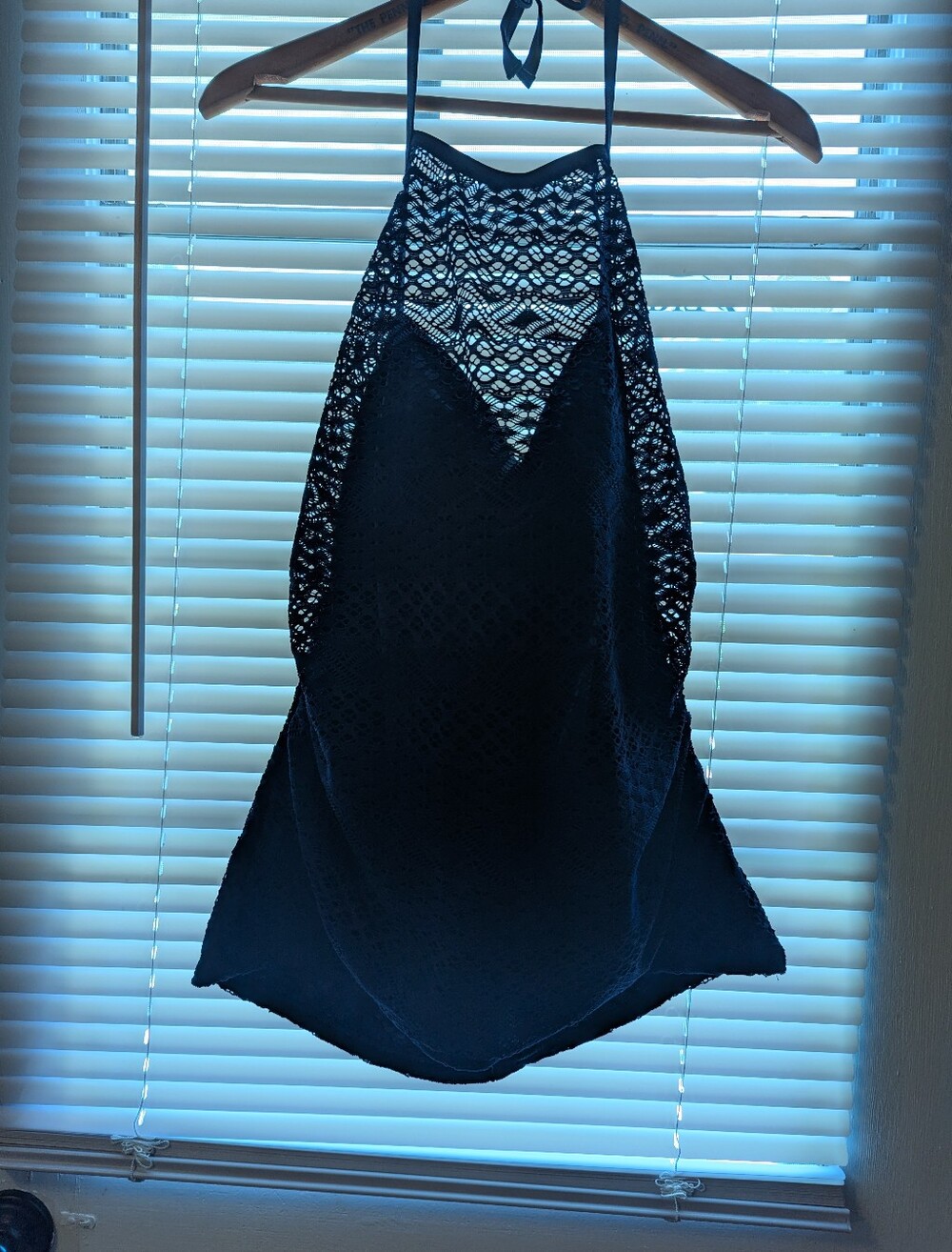 Island Escape Navy Lace Tankini Top - NWT